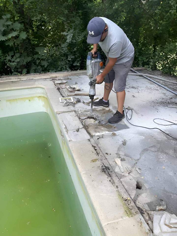 Remise à neuf de piscine Savigny