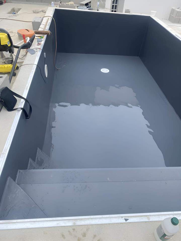 Pose de revêtement de piscine Savigny